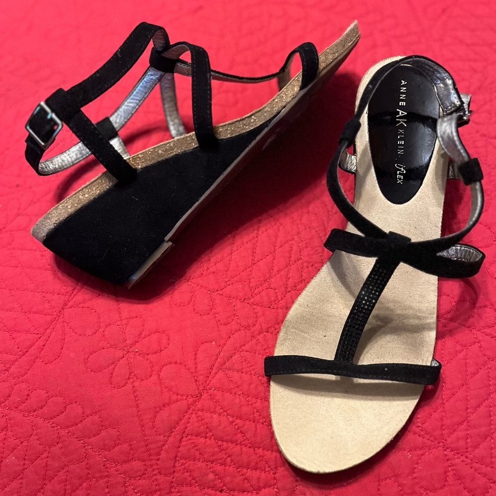 ANNE KLEIN - IFLEX SANDALS SUEDE BLACK size 8 M